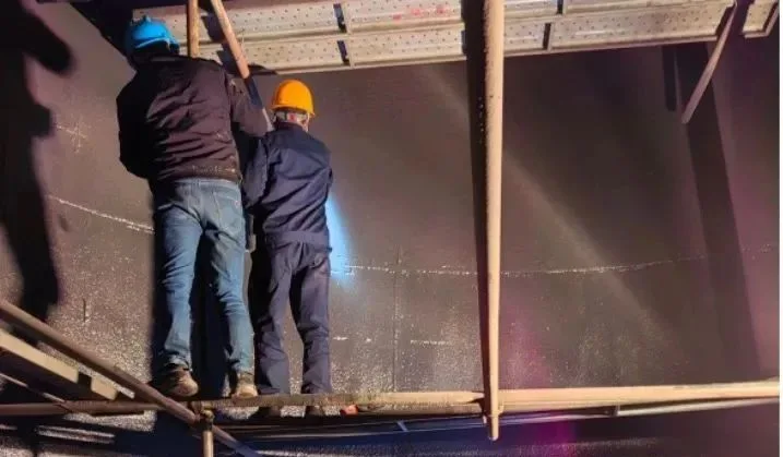 钢铁厂煤气柜内外壁防腐涂料设计与涂装施工案例 1